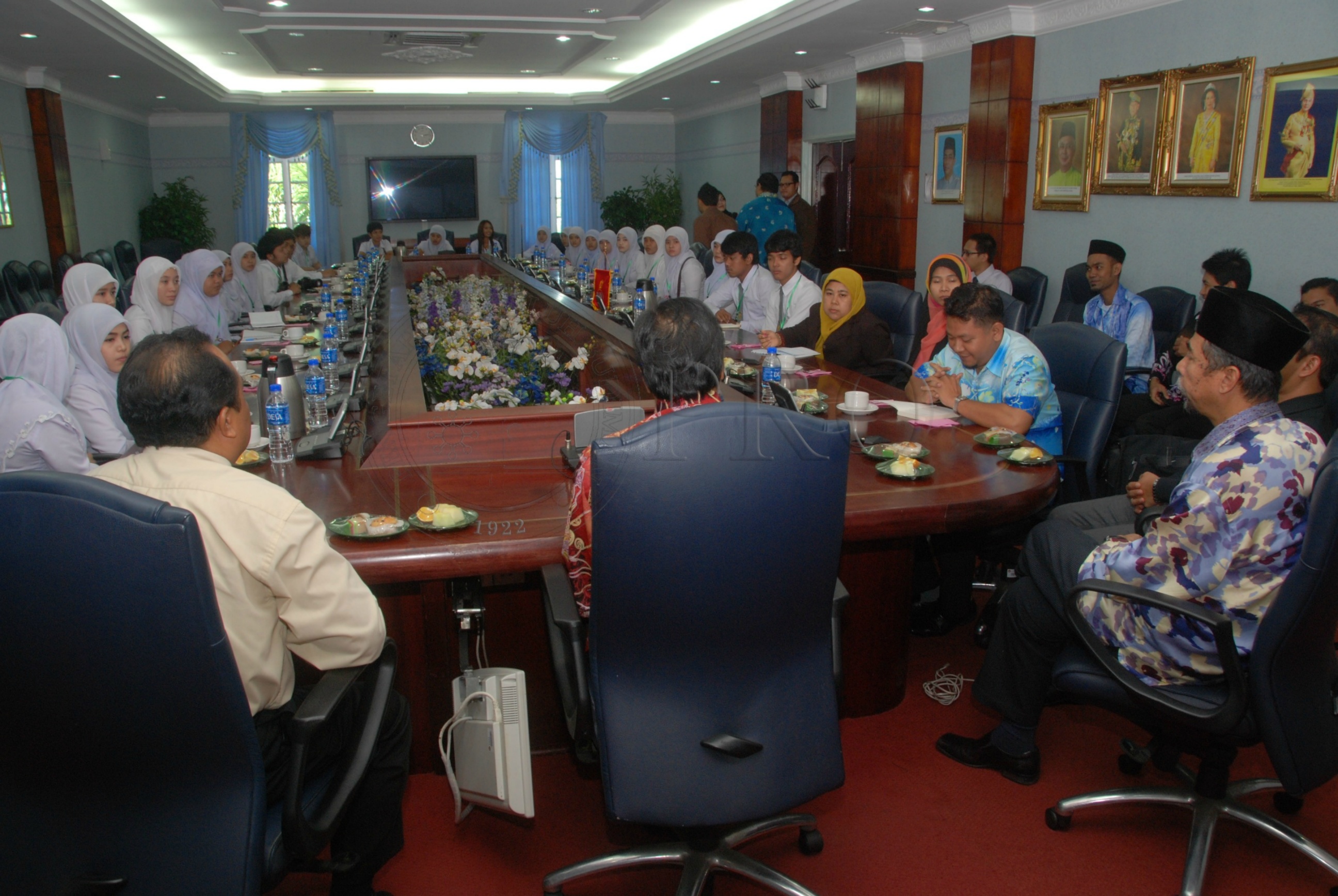 6 12 2012 Kunjungan Hormat Alumni Chapter Thailand Ke Upsi